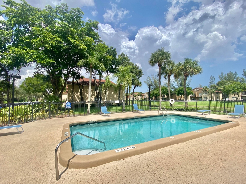 1200 Lake Victoria Drive - Photo 15