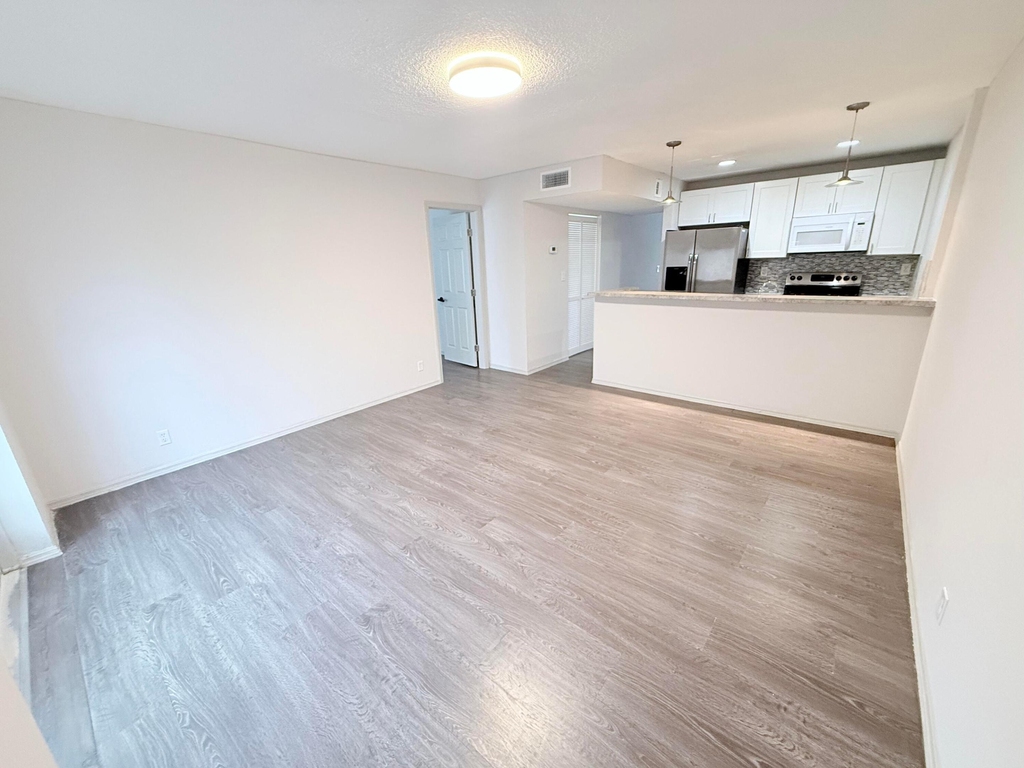2117 E Bond Drive - Photo 10
