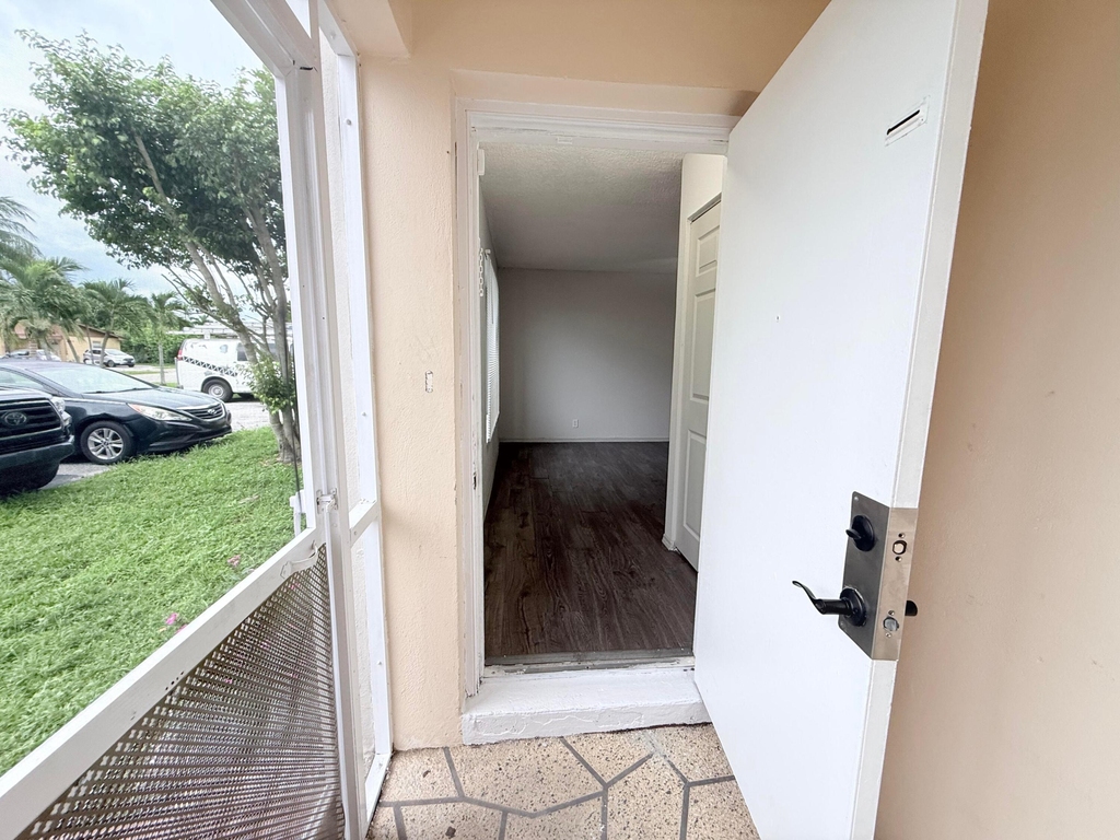 2117 E Bond Drive - Photo 4