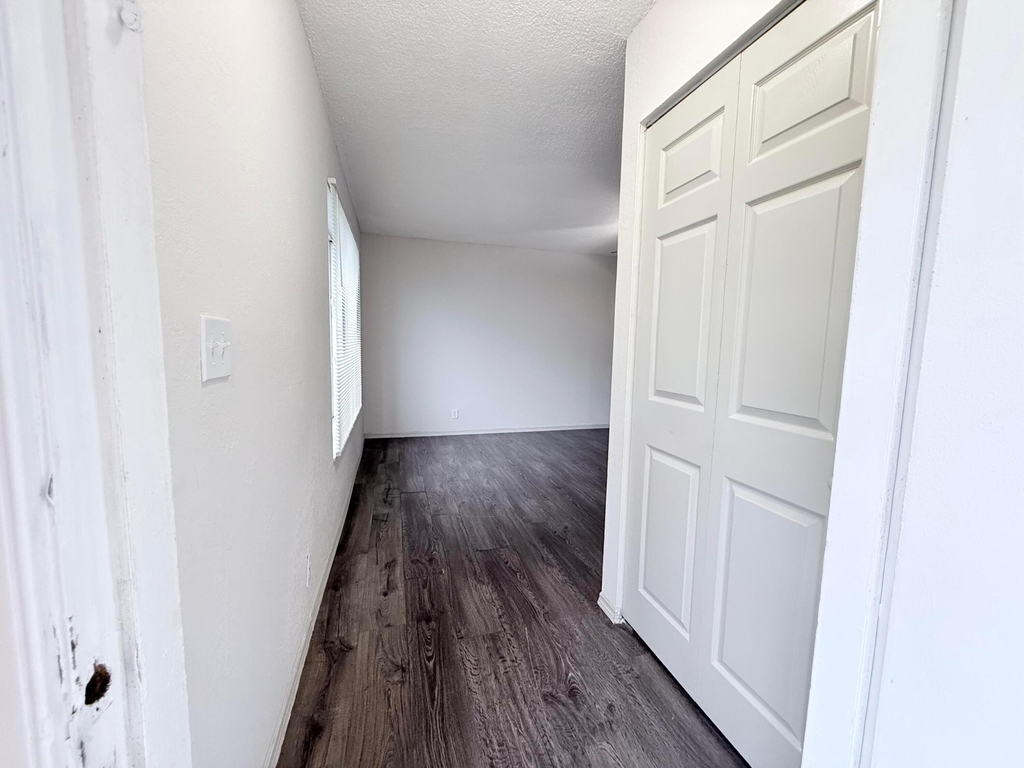 2117 E Bond Drive - Photo 5