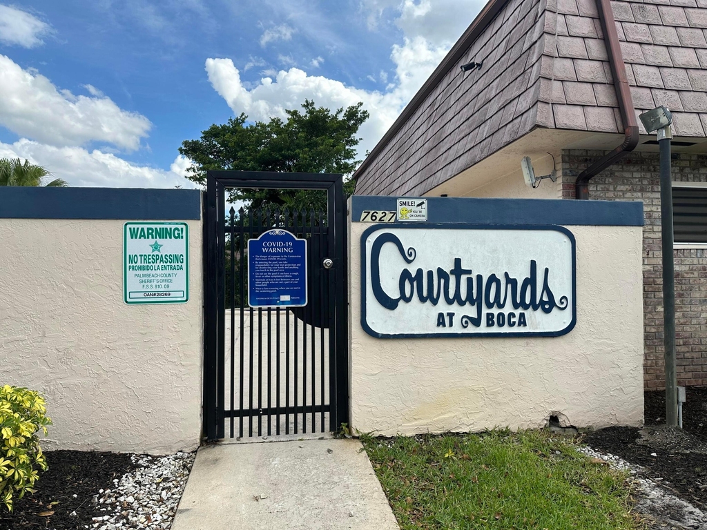 7697 Courtyard Run W - Photo 15