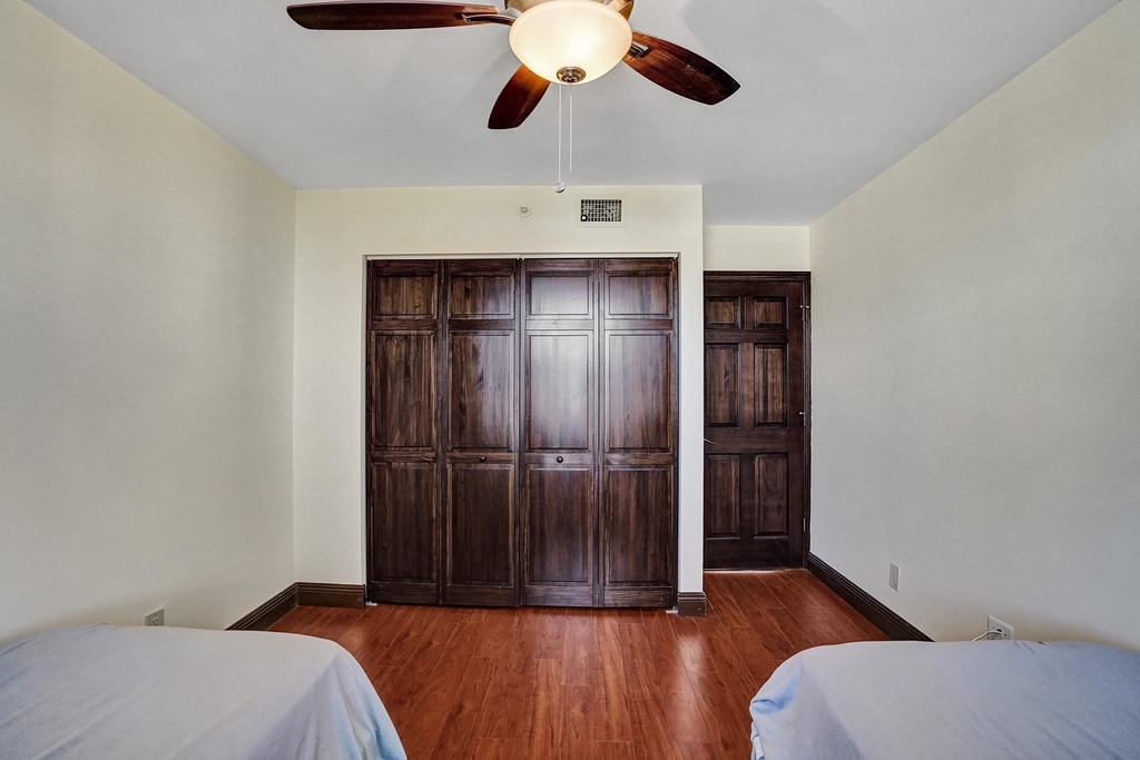 1350 Se 3rd Avenue - Photo 28