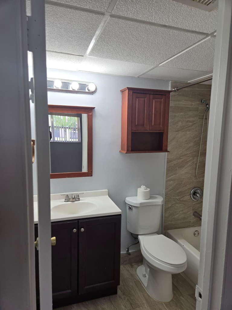 8001 Fairview Drive - Photo 15
