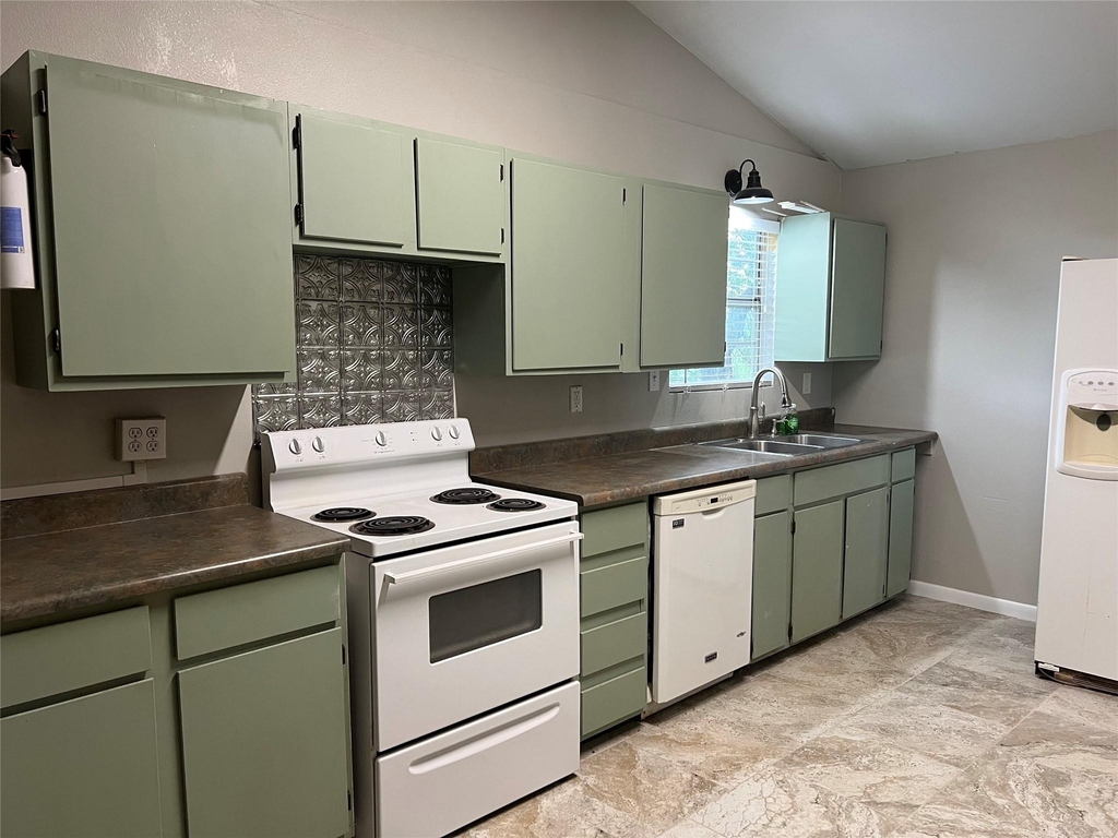 6960 Clifden Drive - Photo 1