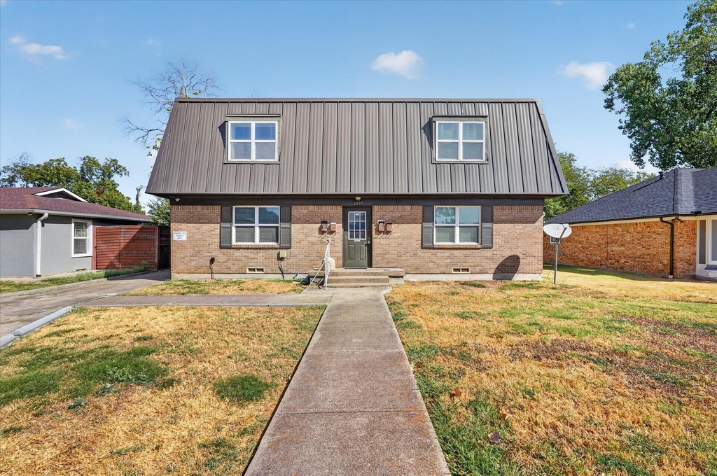 1805 Randolph Drive - Photo 0