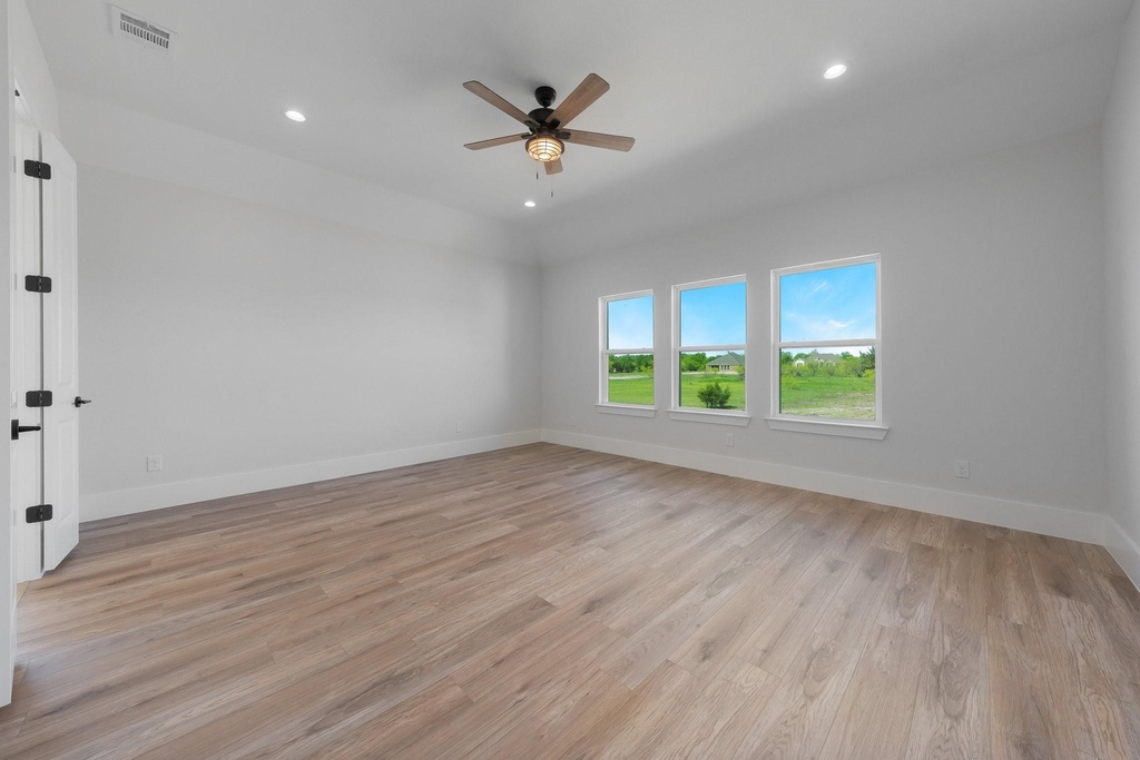 6220 Purple English Oak - Photo 17