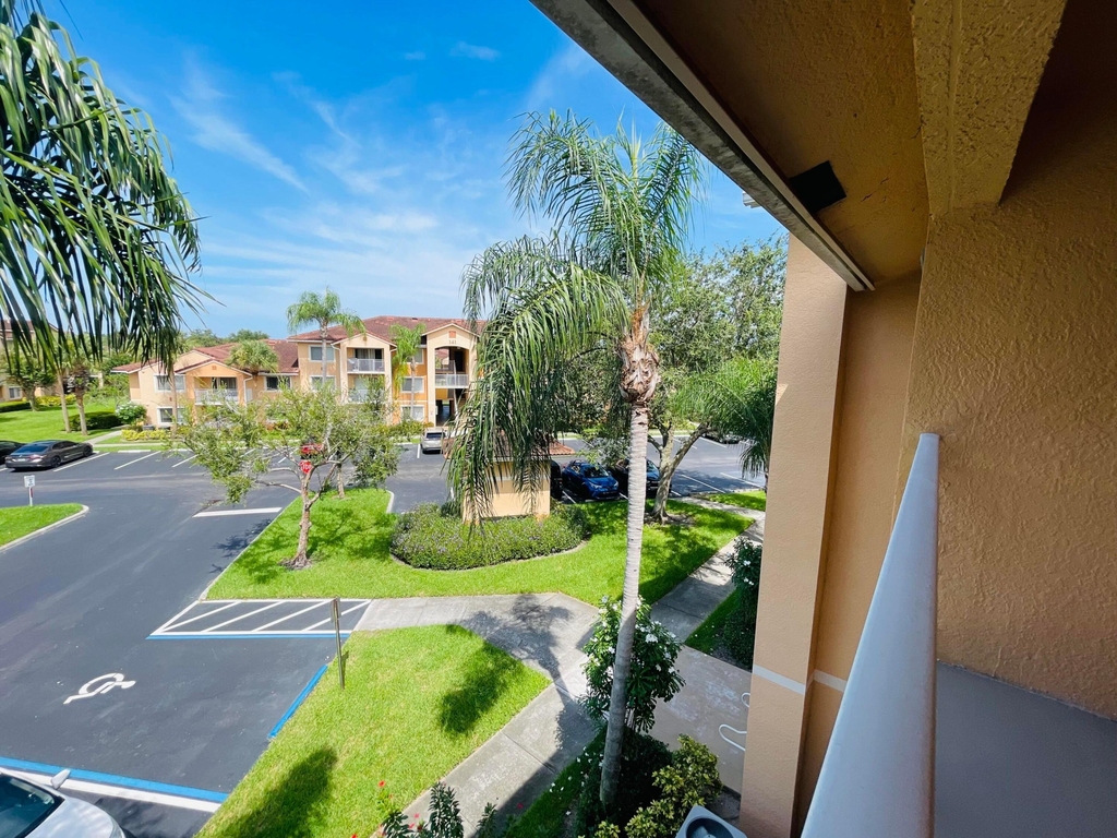 161 Sw Palm Drive - Photo 29
