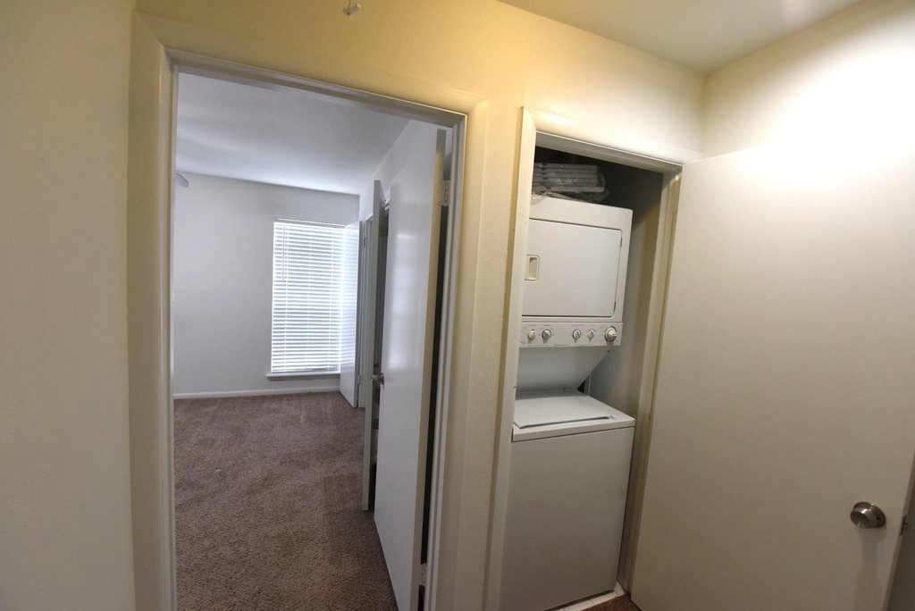 2727 Shelby Avenue - Photo 29