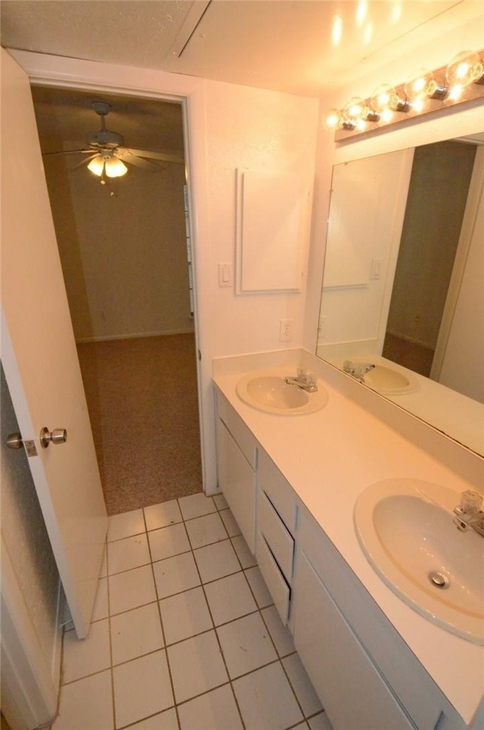 2727 Shelby Avenue - Photo 13