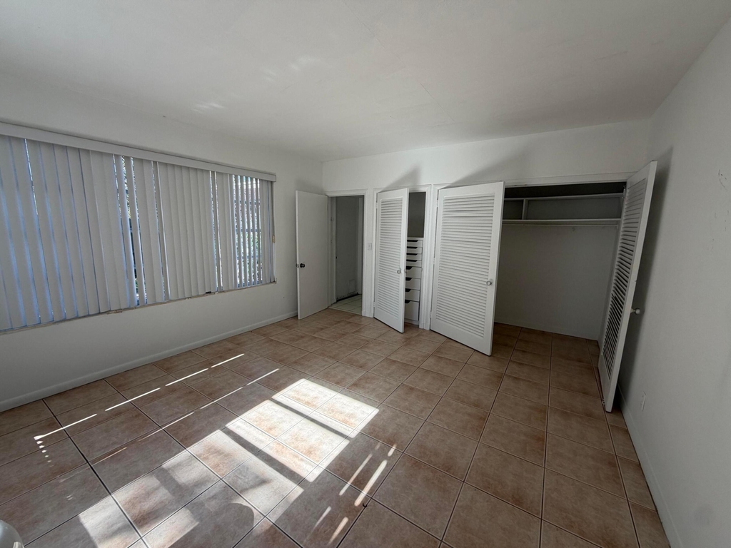 5806 N Flagler Drive - Photo 4