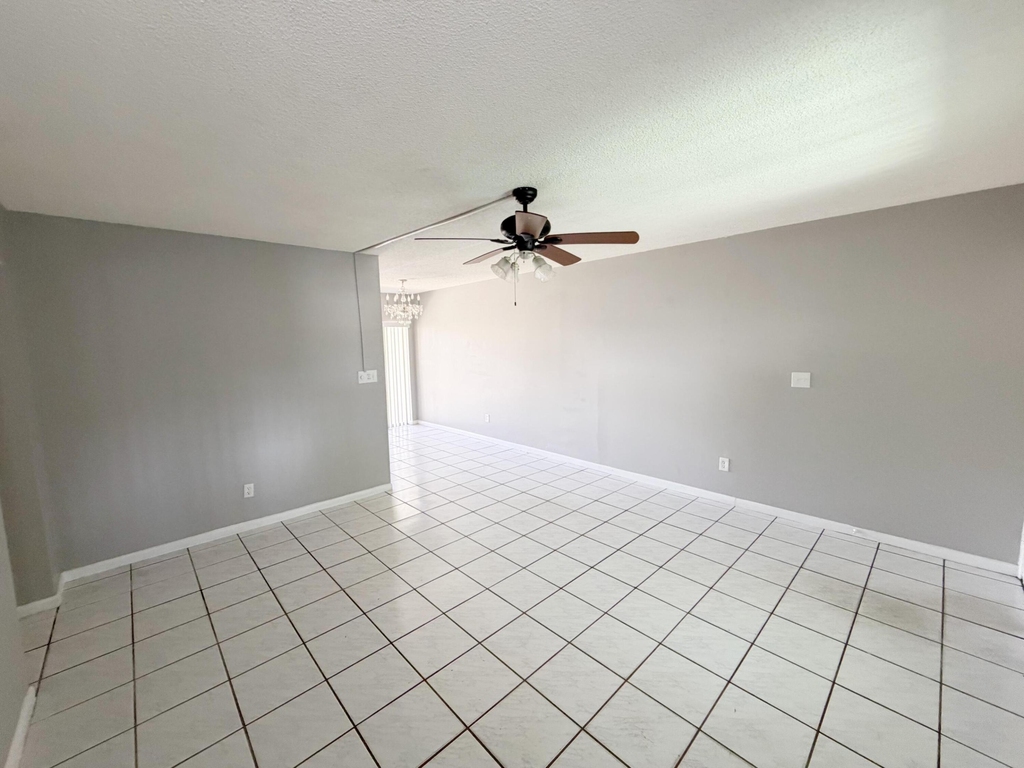 320 Sw 1st Street - Photo 5