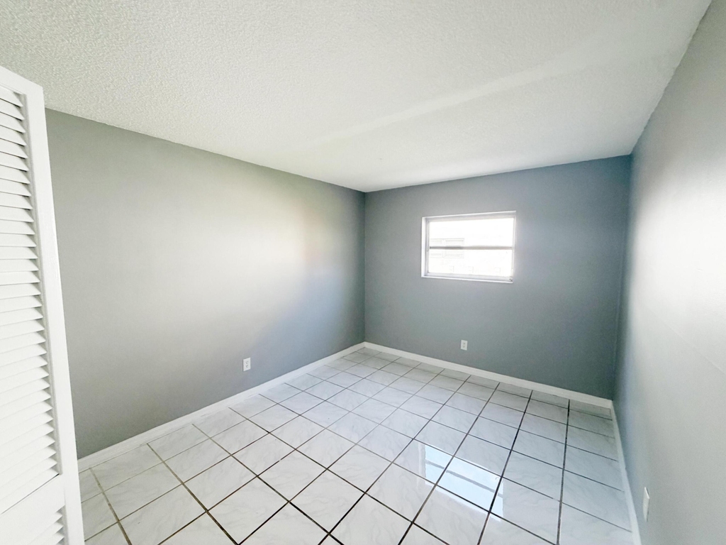 320 Sw 1st Street - Photo 15