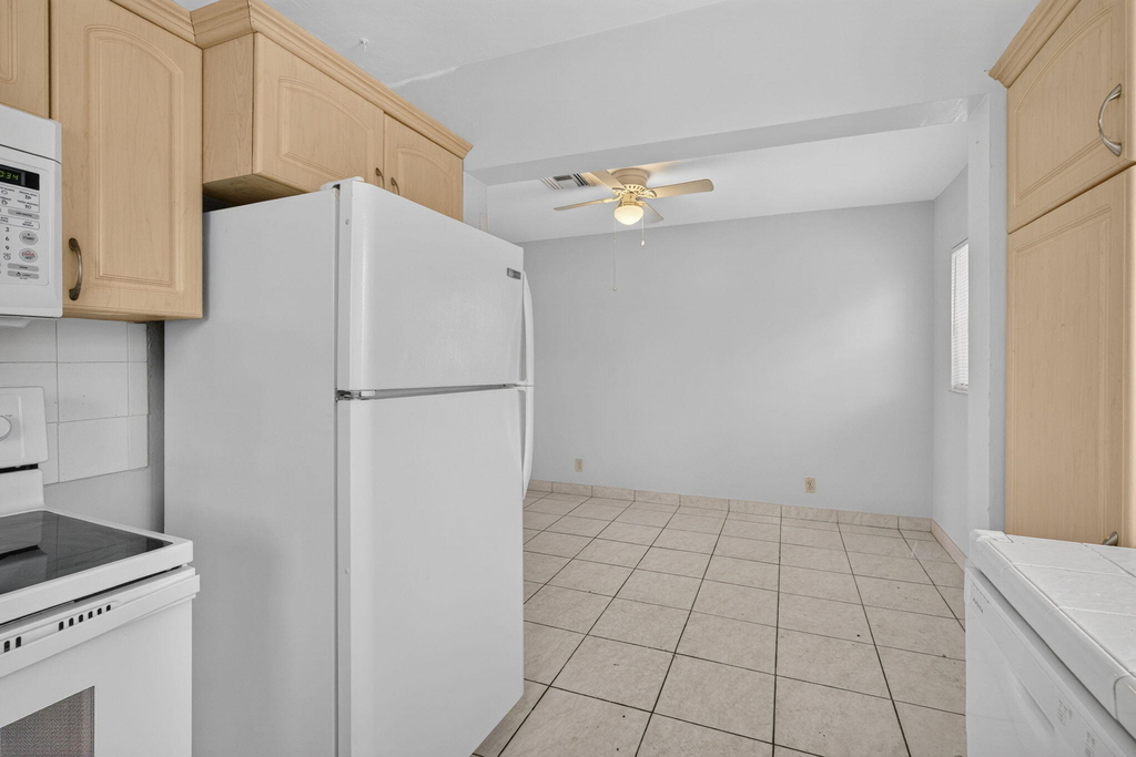 410 Nw 52nd Court - Photo 14