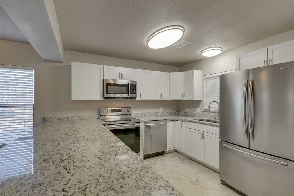 157 Harborr Drive - Photo 12