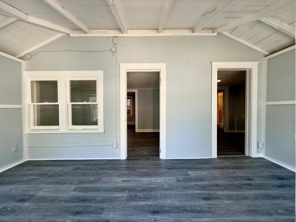 418 52nd Street - Photo 1