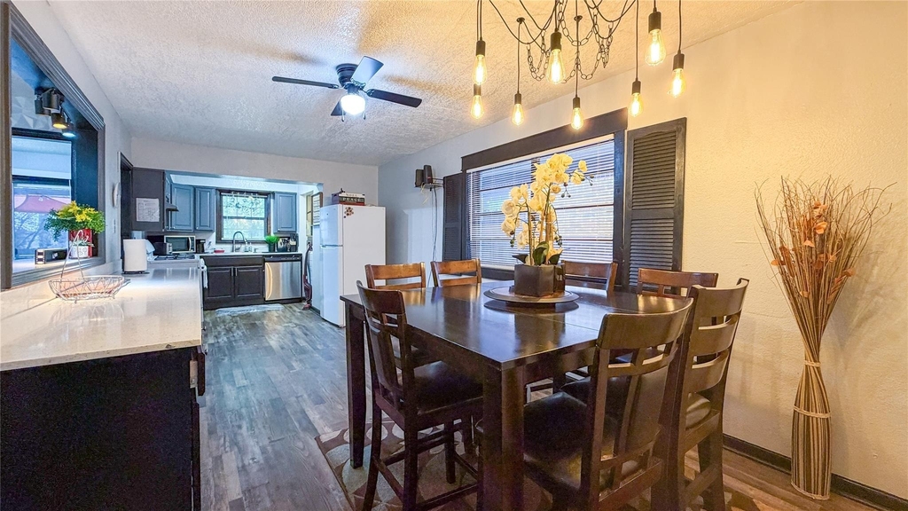 1805 El Paso Street - Photo 8