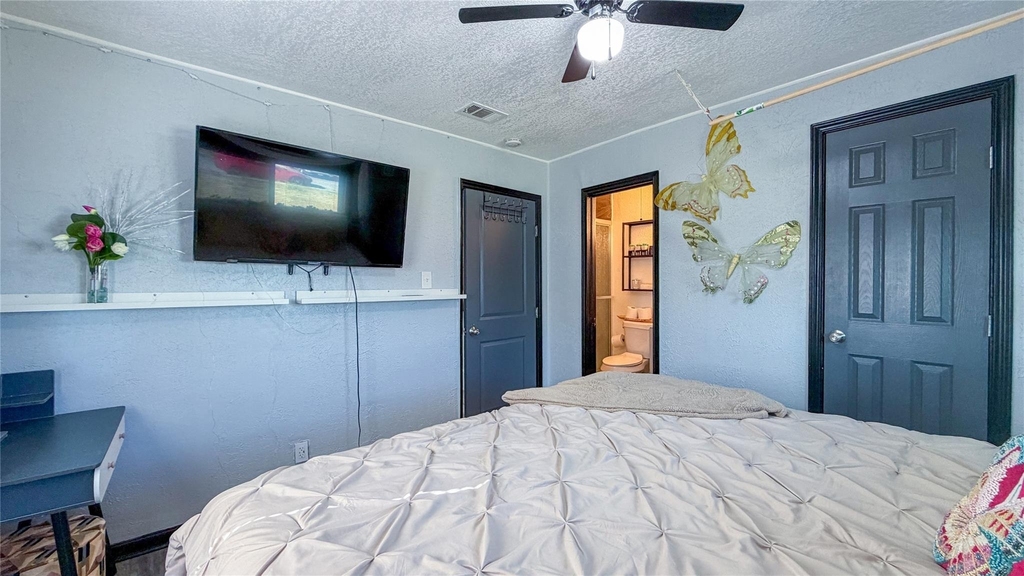 1805 El Paso Street - Photo 15