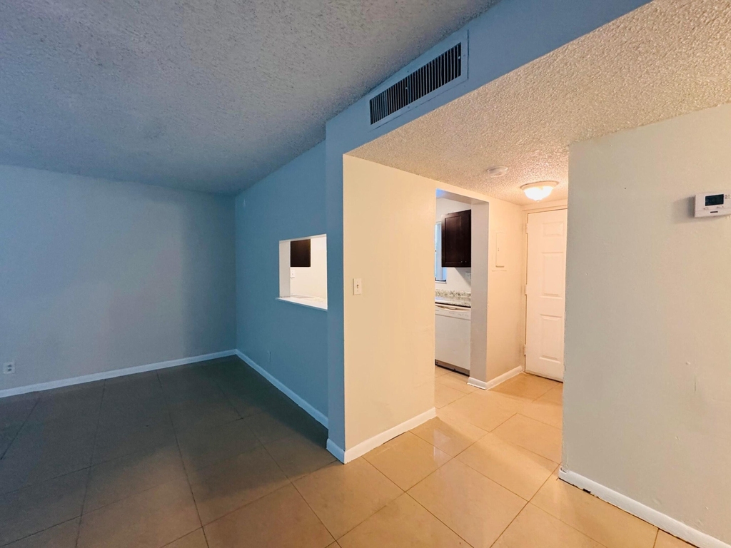 2050 N Congress Avenue - Photo 5