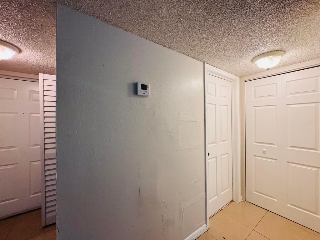 2050 N Congress Avenue - Photo 14