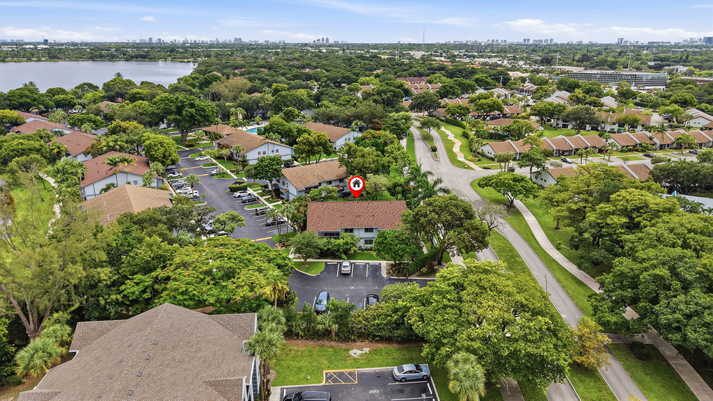 2753 S Oakland Forest Drive - Photo 41