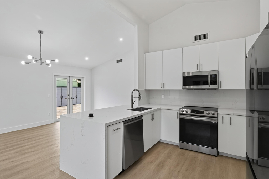 1271 Sw 85th Terrace - Photo 8