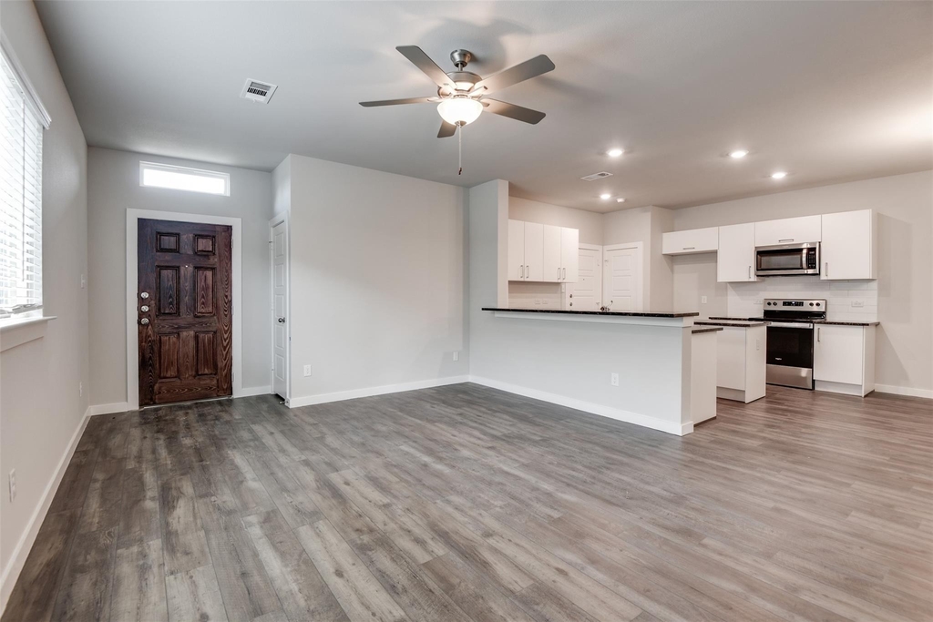 705 Blackland Drive - Photo 0