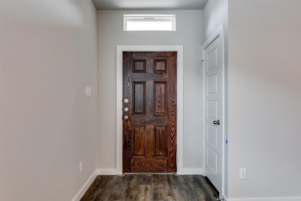 705 Blackland Drive - Photo 18