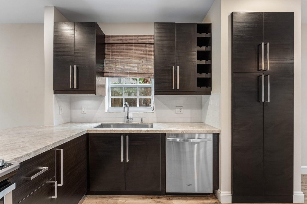 620 Ne 9th Avenue - Photo 3