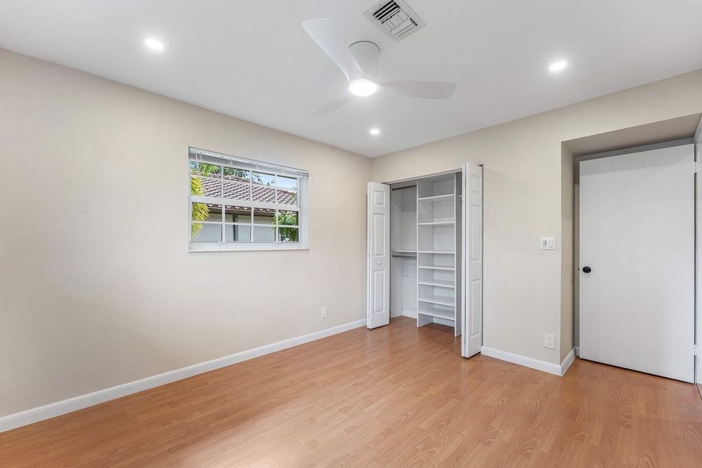 620 Ne 9th Avenue - Photo 15
