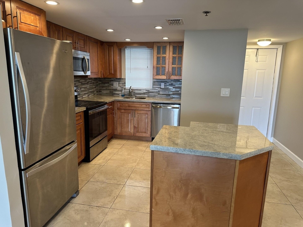 3001 W Rolling Hills Circle - Photo 1