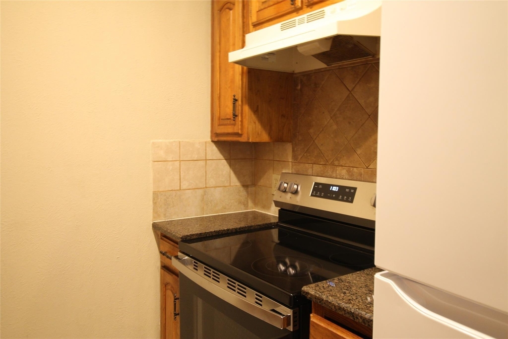 217 Matt Place - Photo 9