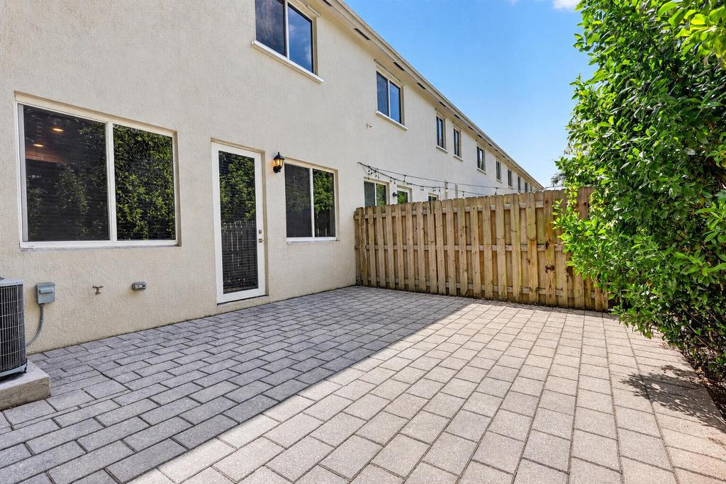 1339 Nw 208th Terrace - Photo 23