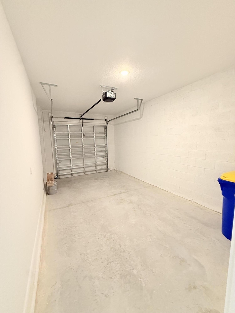 121 Se Birch Terrace - Photo 9