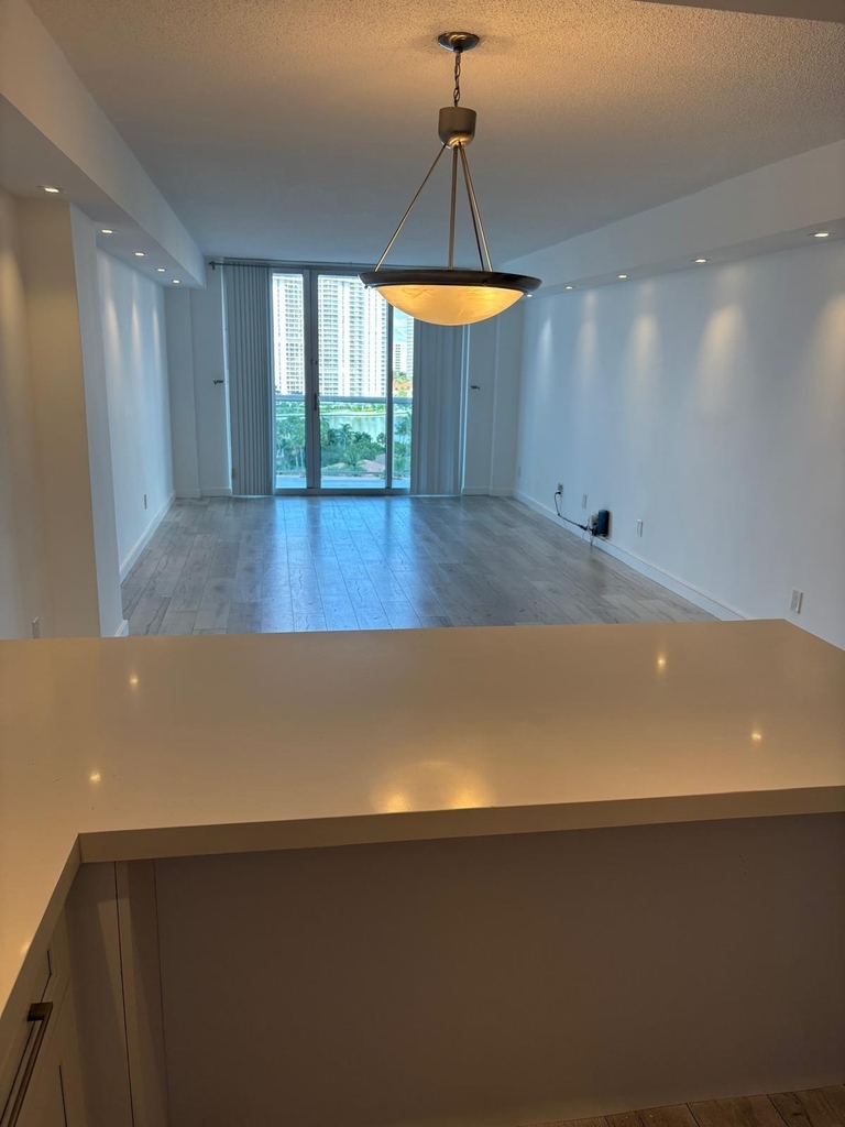 19370 Collins Avenue - Photo 0
