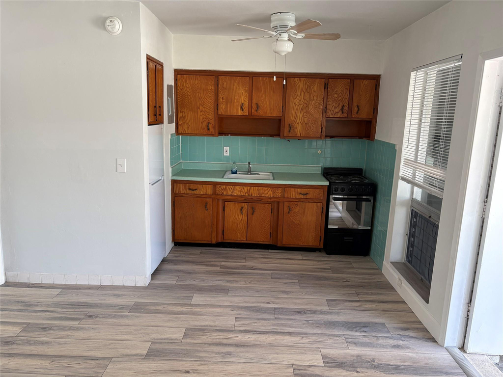 2738 Ne 32nd Street - Photo 3