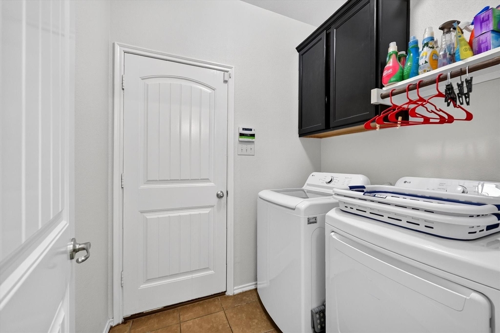 8824 Whirlwind Trail - Photo 16