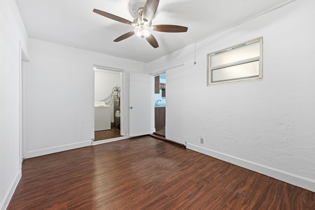 3847 Roan Court E - Photo 17