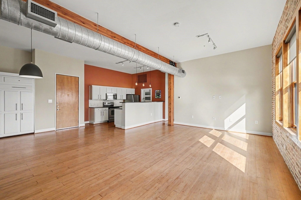2502 Live Oak Street - Photo 5