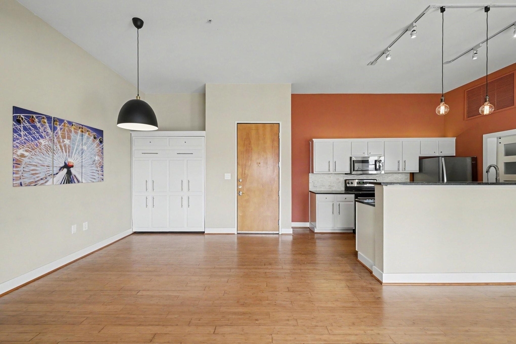 2502 Live Oak Street - Photo 4