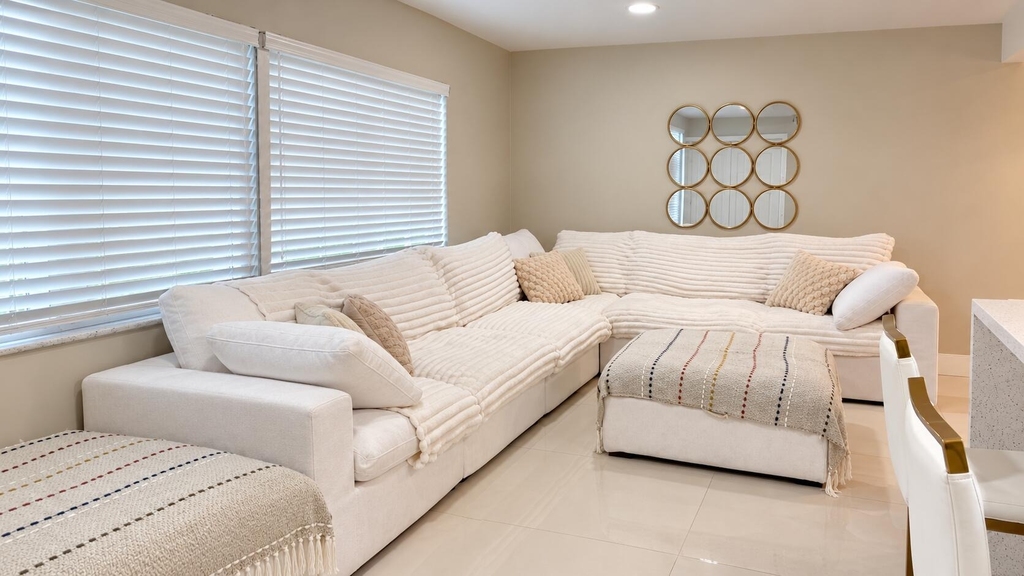 1811 N Hiatus Road - Photo 6