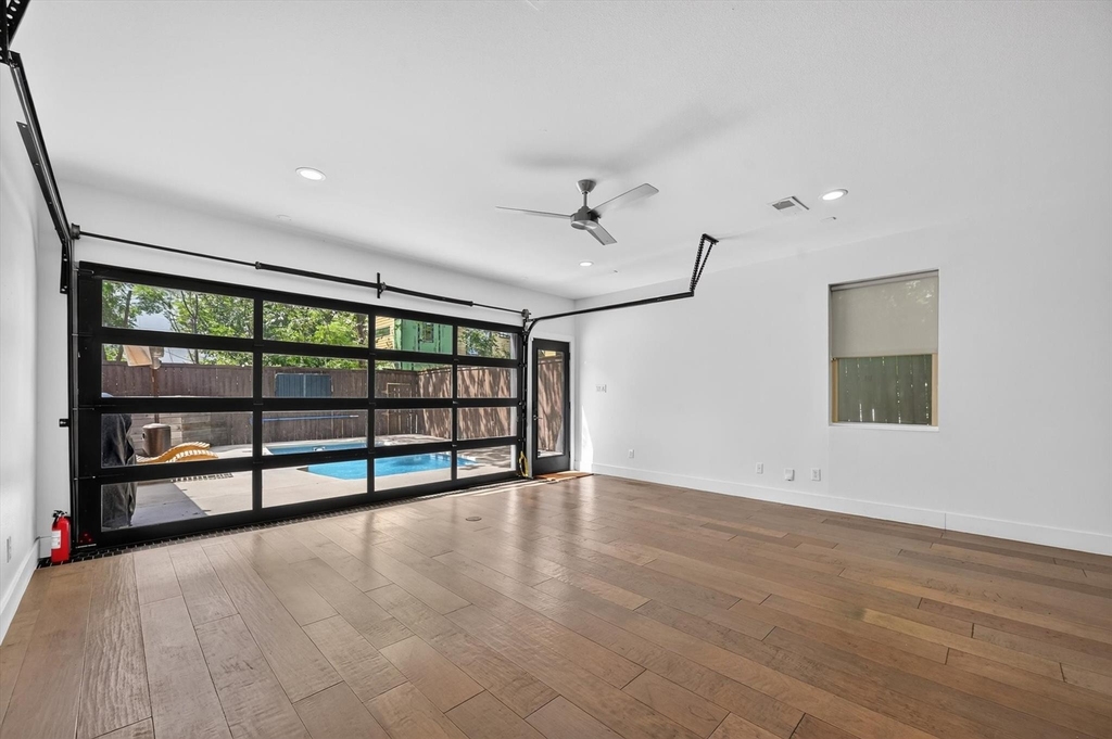 4413 Roseland Avenue - Photo 7