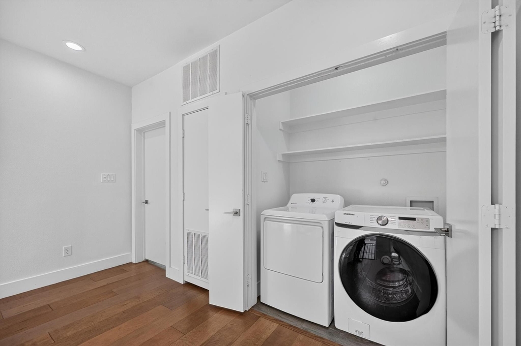 4413 Roseland Avenue - Photo 21