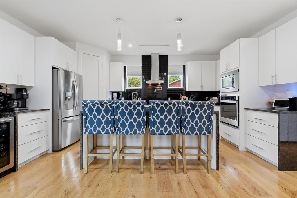 1808 Shaw Street - Photo 5