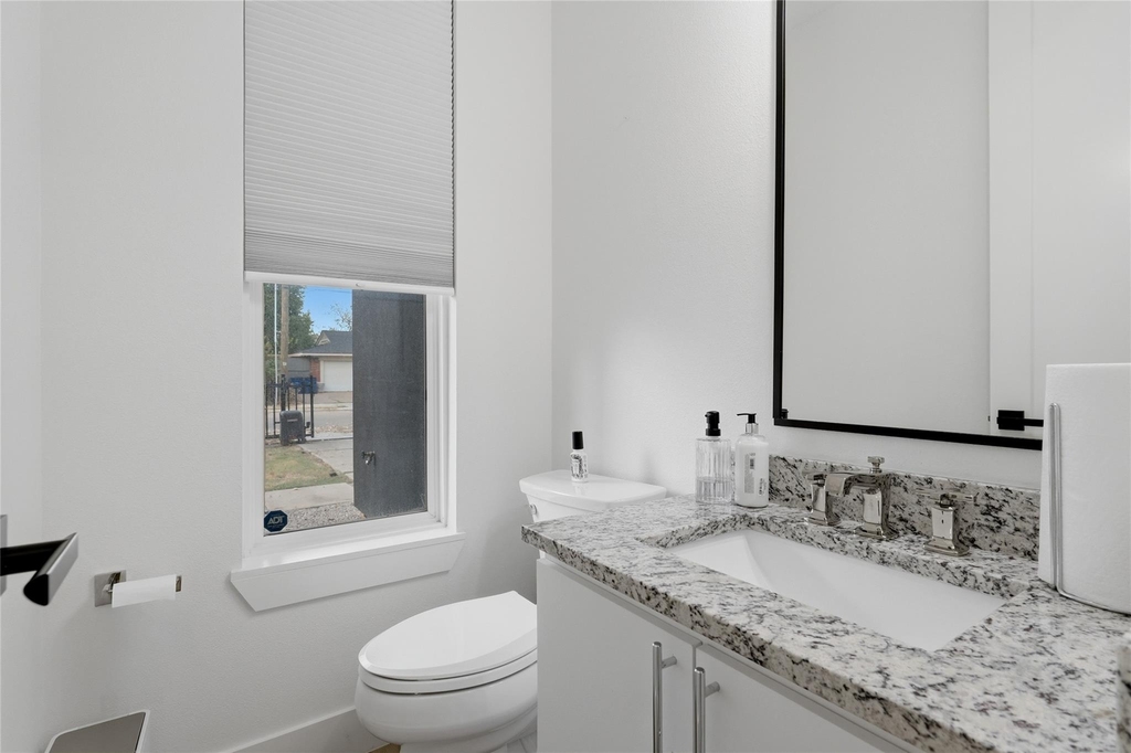 1808 Shaw Street - Photo 18