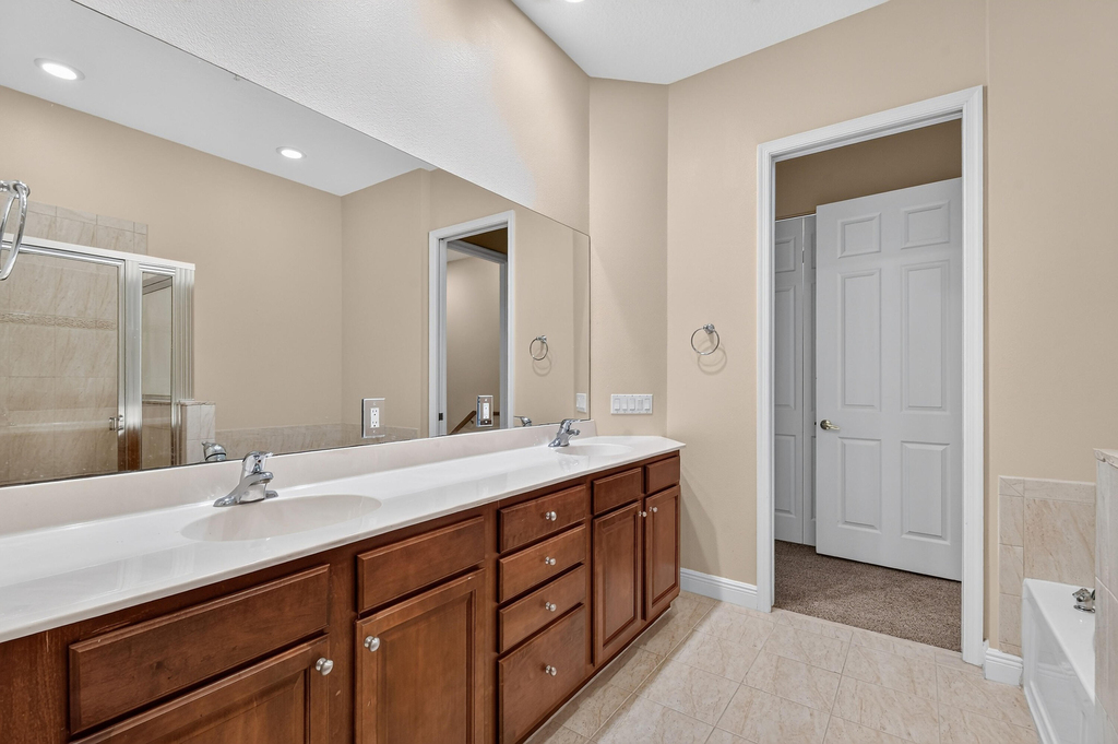 12583 Se Old Cypress Drive - Photo 32