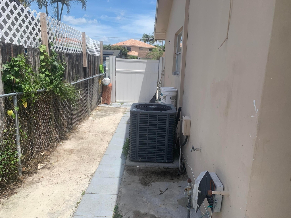 9640 Sw 1st Place - Photo 11