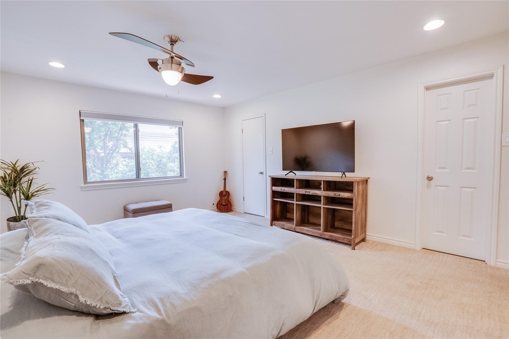 8515 Londonderry Lane - Photo 18