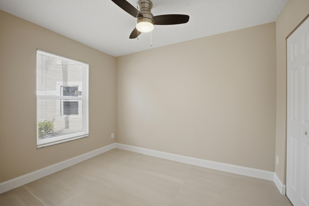 1031 Goldenrod Road - Photo 13