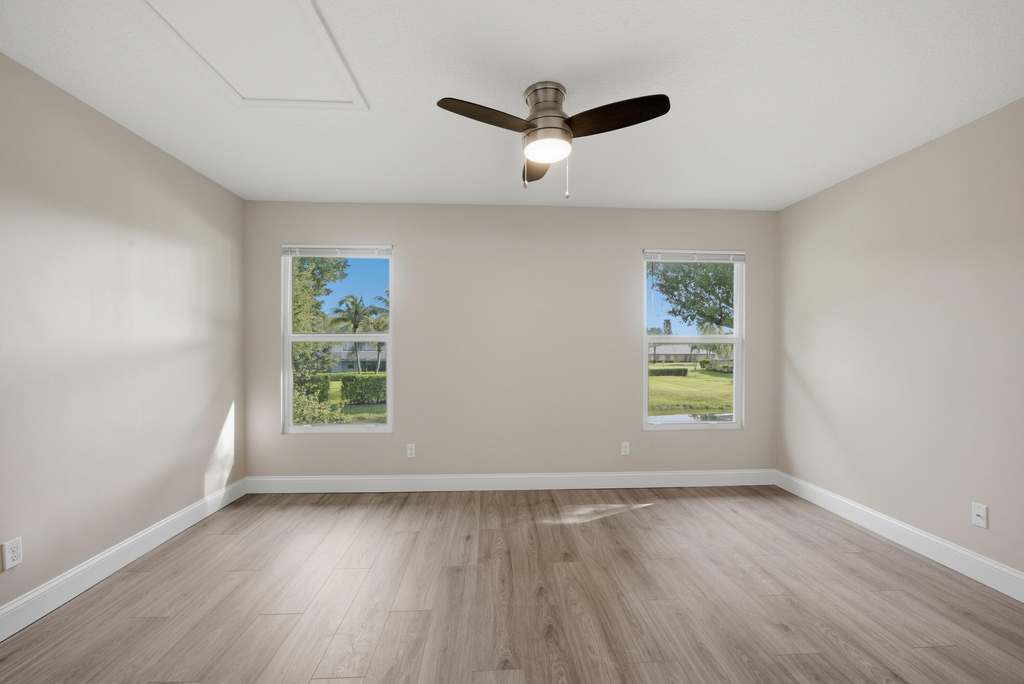 1031 Goldenrod Road - Photo 17