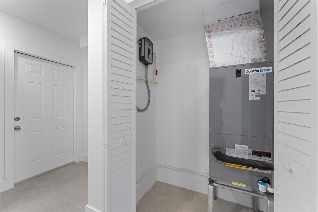 829 Bayberry Drive - Photo 9